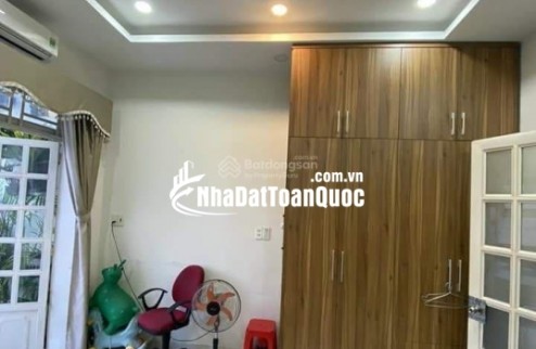 Tự động hóa Phần mềm phù hợp cho môi giới cá nhân, nhóm hoặc cả sàn giao dịch quy mô lớn.